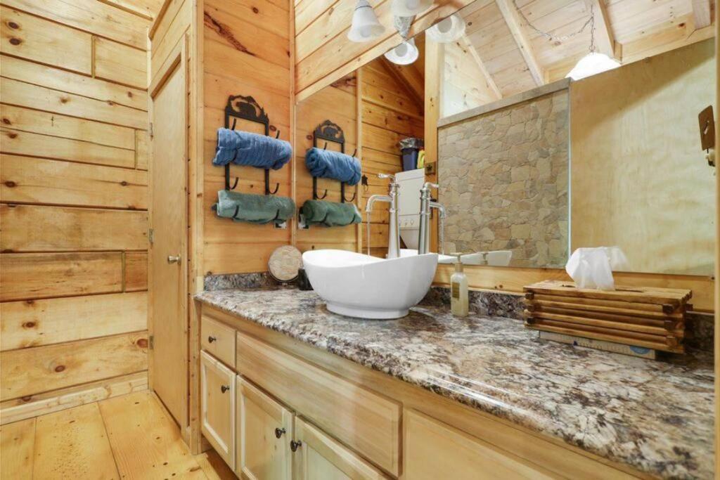 Open Studio Lodge At Little Rock Creek Cherry Log Екстер'єр фото